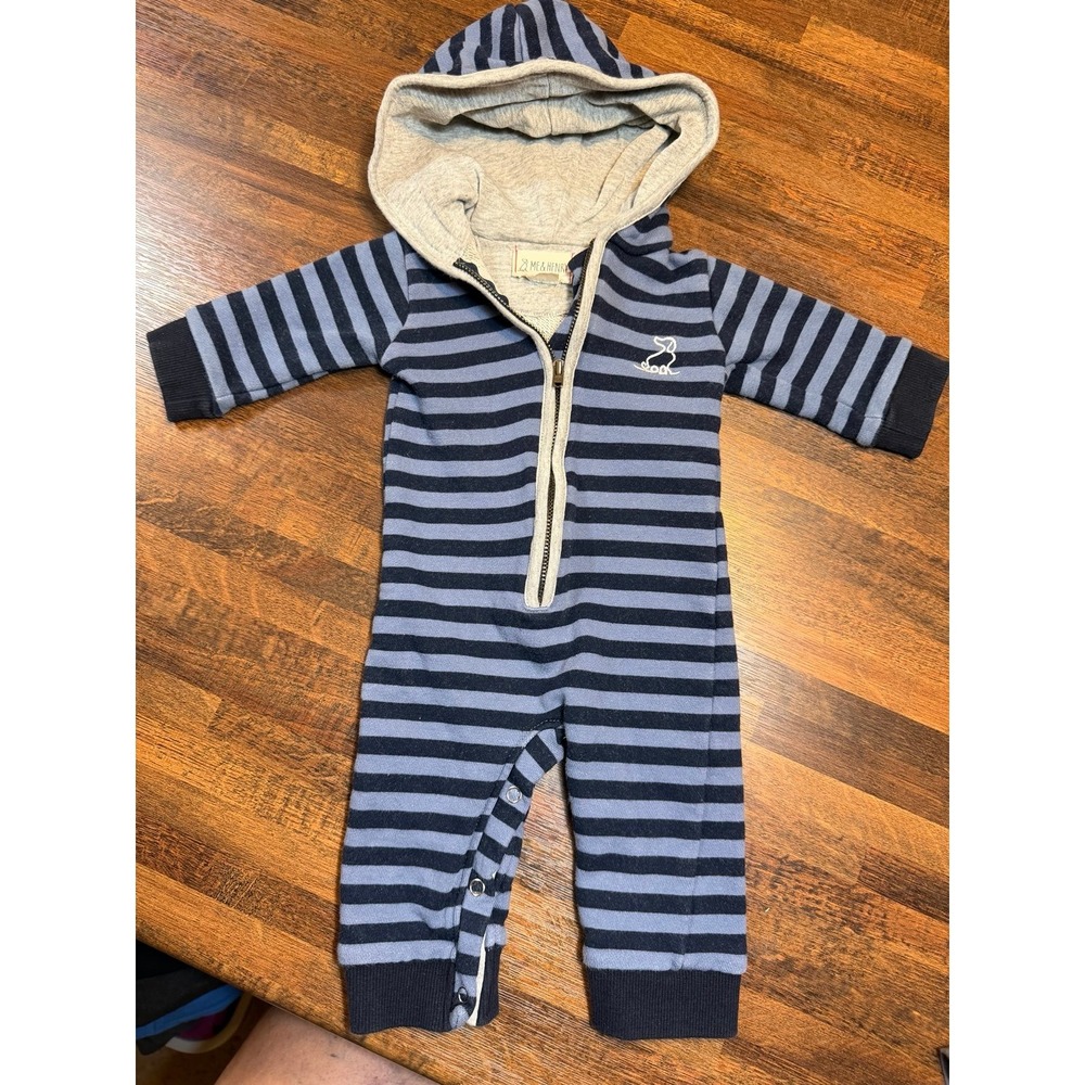 Me & Henry navy stripes hooded romper Size 0/3 months. Dog lover.  Boutique